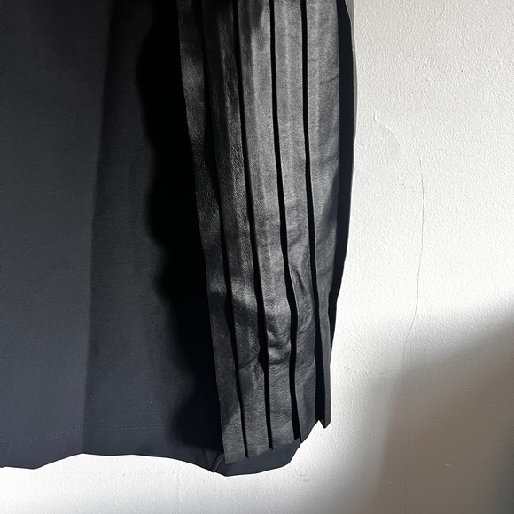 XSOLDX Stunning Derek Lam pleated leather LBD - Picture 9 of 11